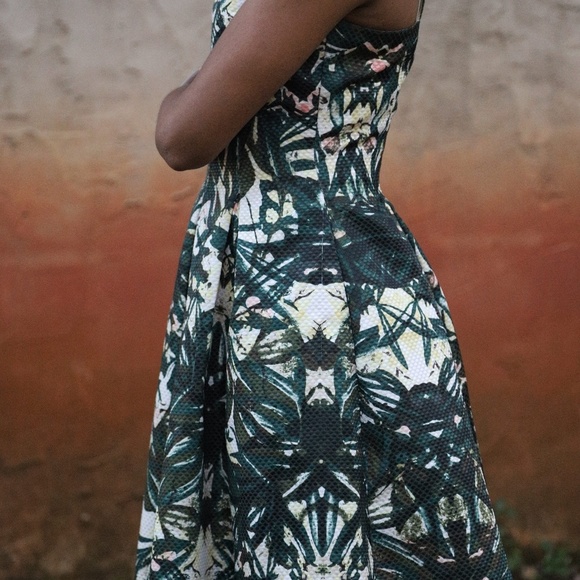 H&M Dress - Picture 3 of 6